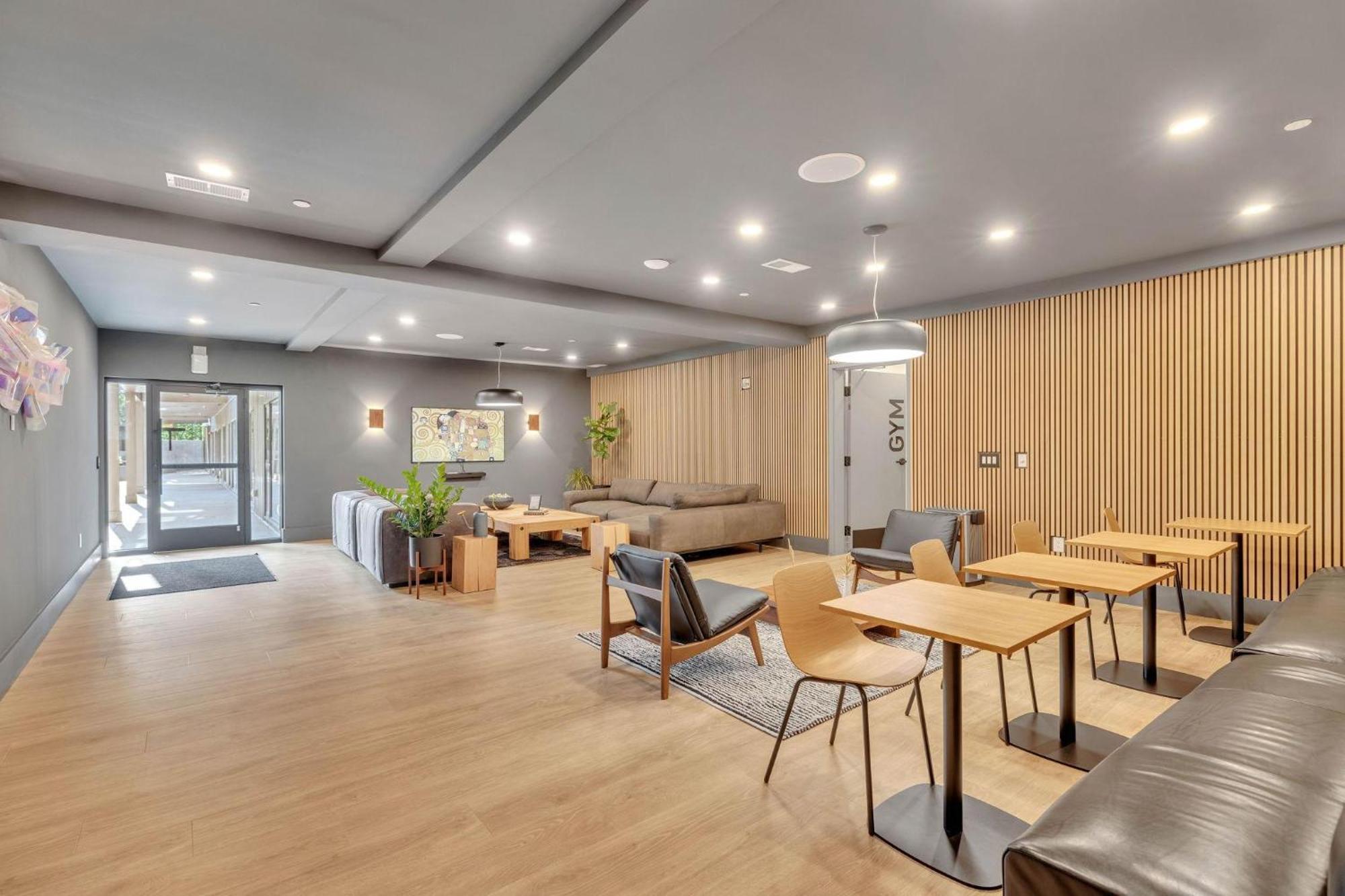 Hyve - Whiskey Trails - Walk To Broadway- Full Gym Holiday home Nashville