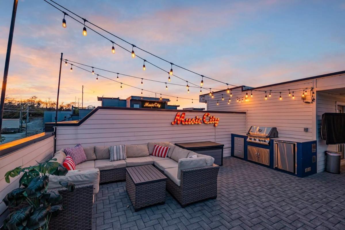 New Nashvegas Downtown Rooftop Views 13beds * Nashville