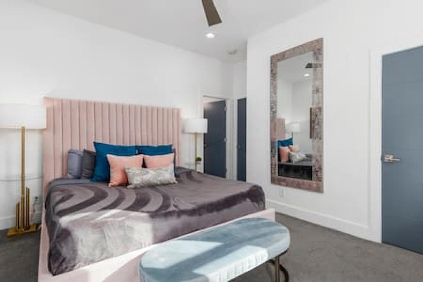 Holiday home In The Heart Of 12 South And Belmont 5 Beds 3 Bedrooms And 3 Full Bathrooms Nashville