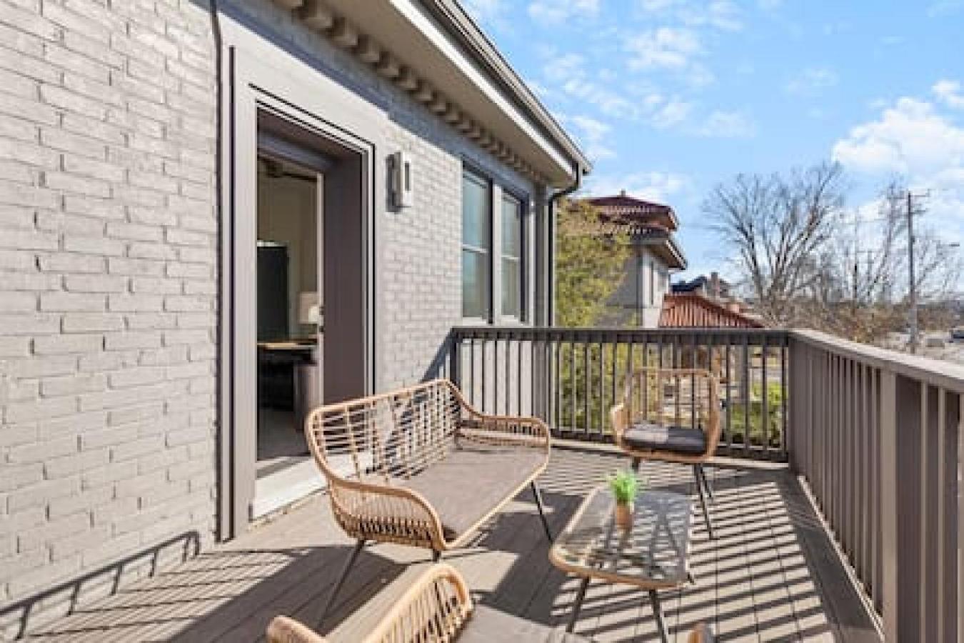 Holiday home In The Heart Of 12 South And Belmont 5 Beds 3 Bedrooms And 3 Full Bathrooms Nashville