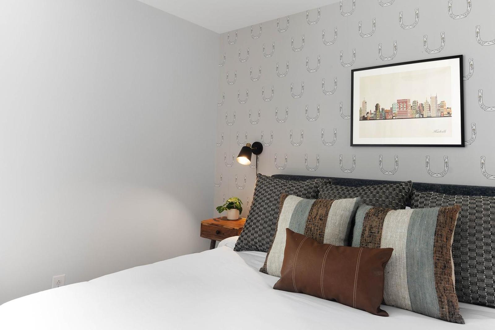 Blue - 2 Bedroom And Mins To Broadway *