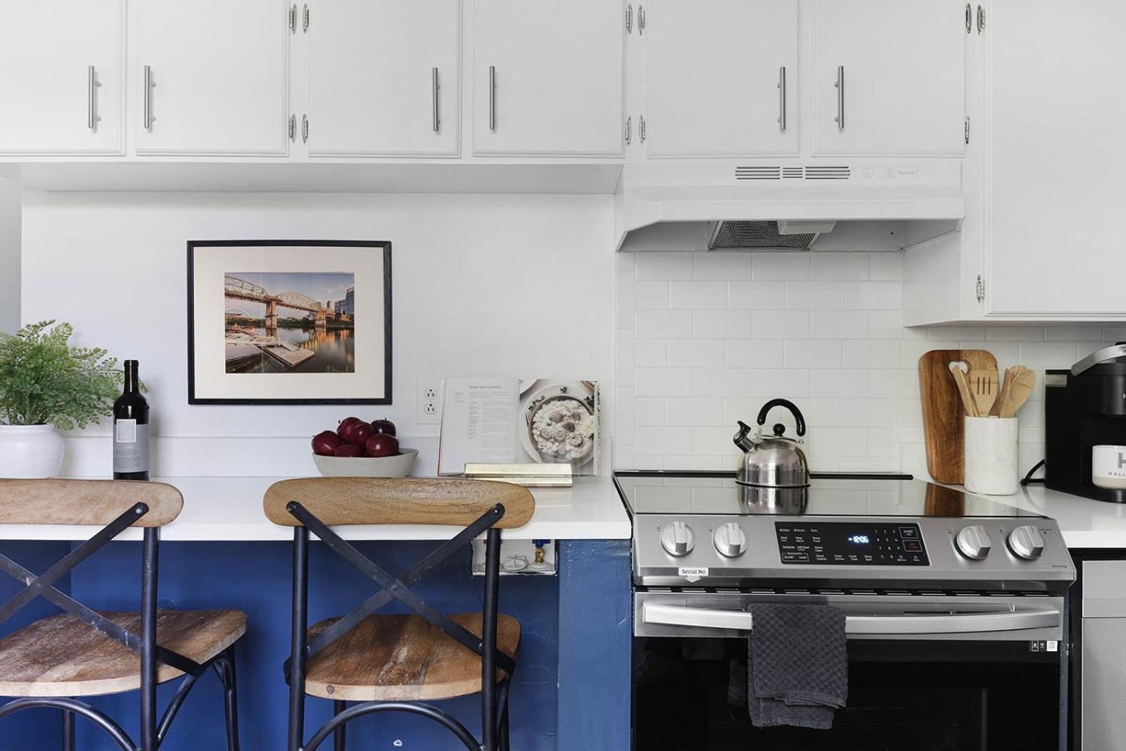 Blue - 2 Bedroom And Mins To Broadway