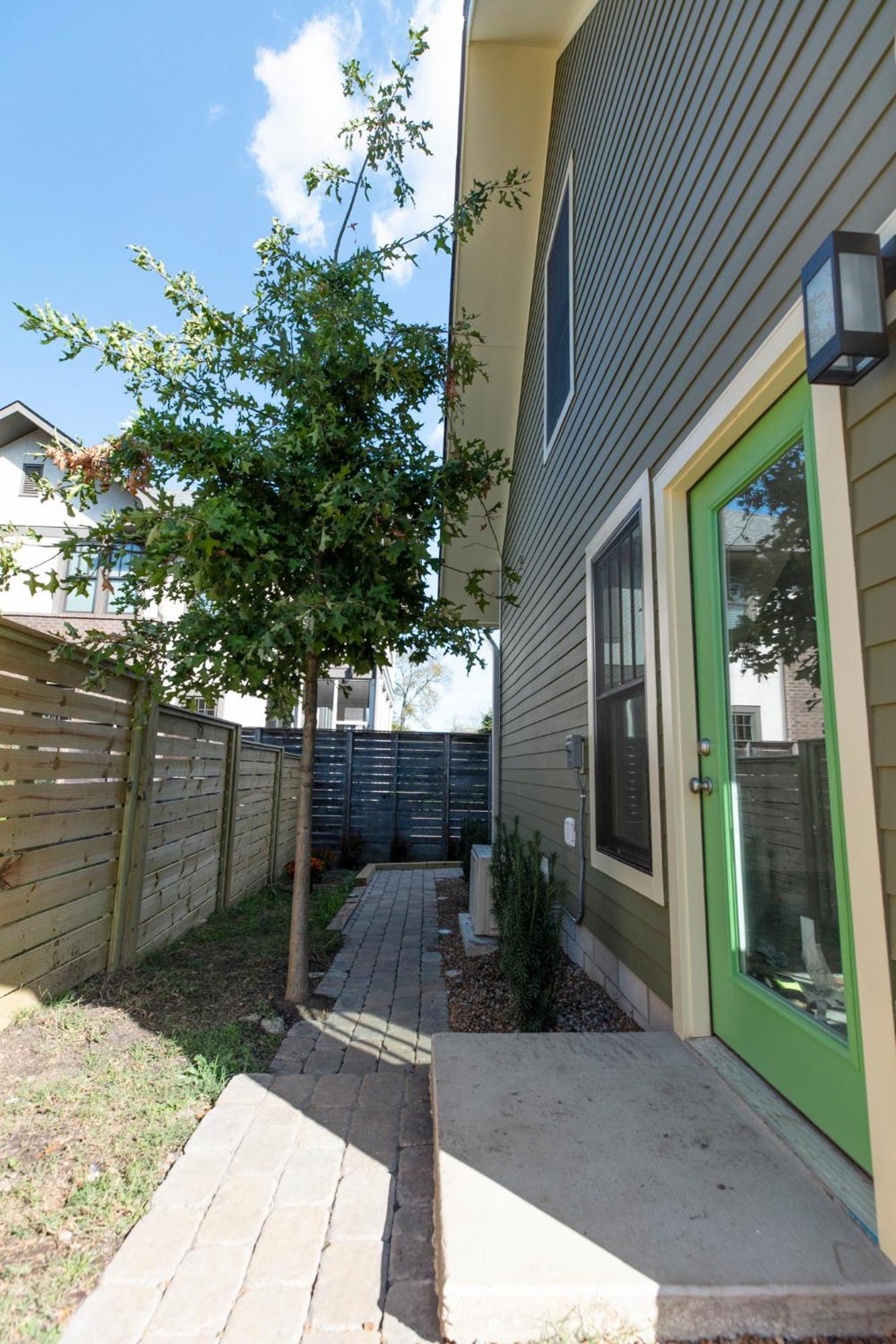 12 South Apartment *