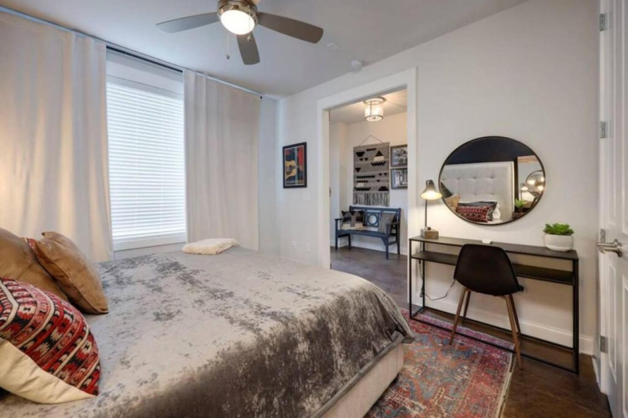 Weho Home, Geodis Park, Private Movie Theater! 10min To Broadway! Sleeps 10! Holiday home Nashville