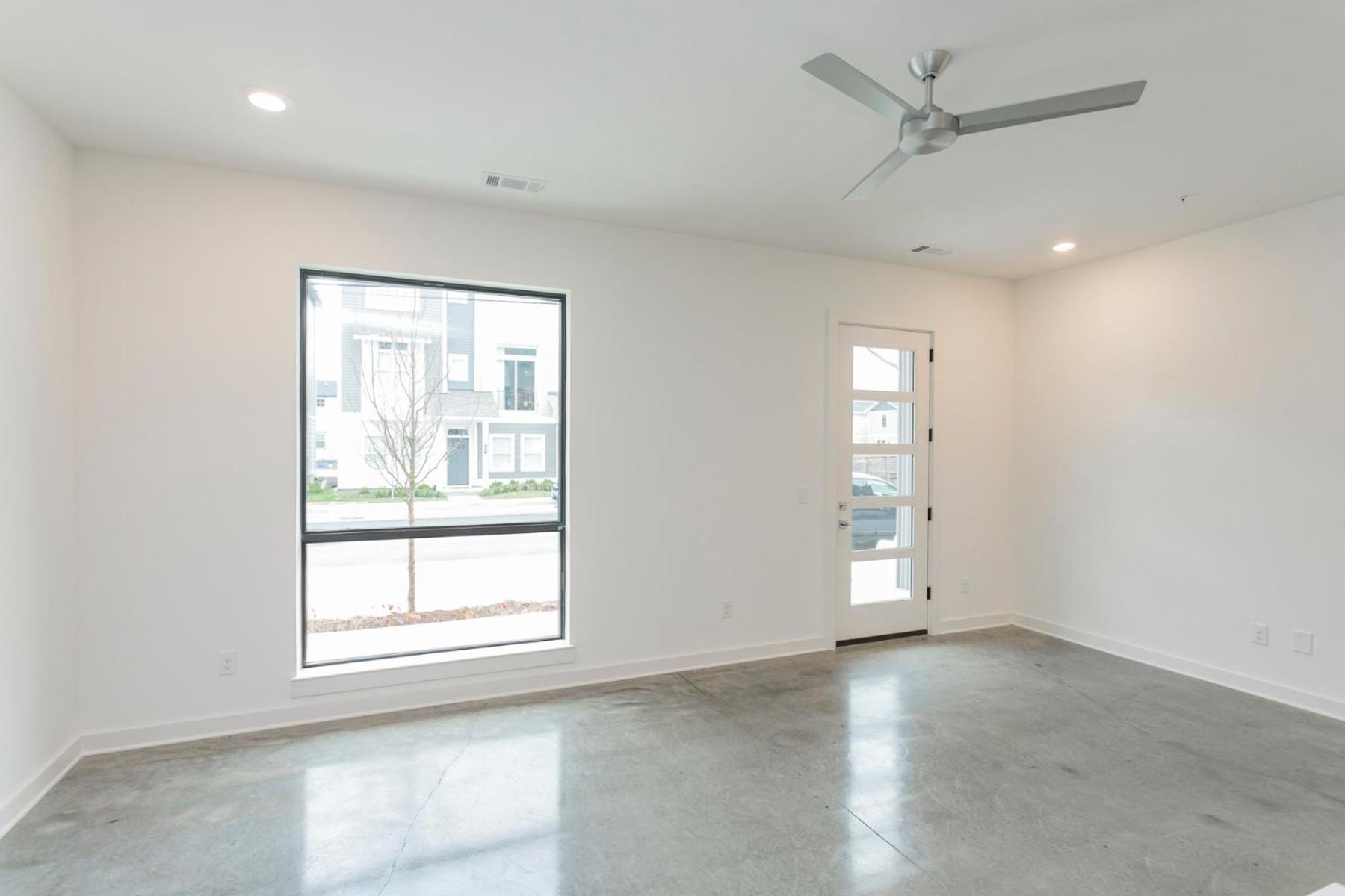 Modern Loft In Wedgewood Houston 90 Day Min Holiday home Nashville