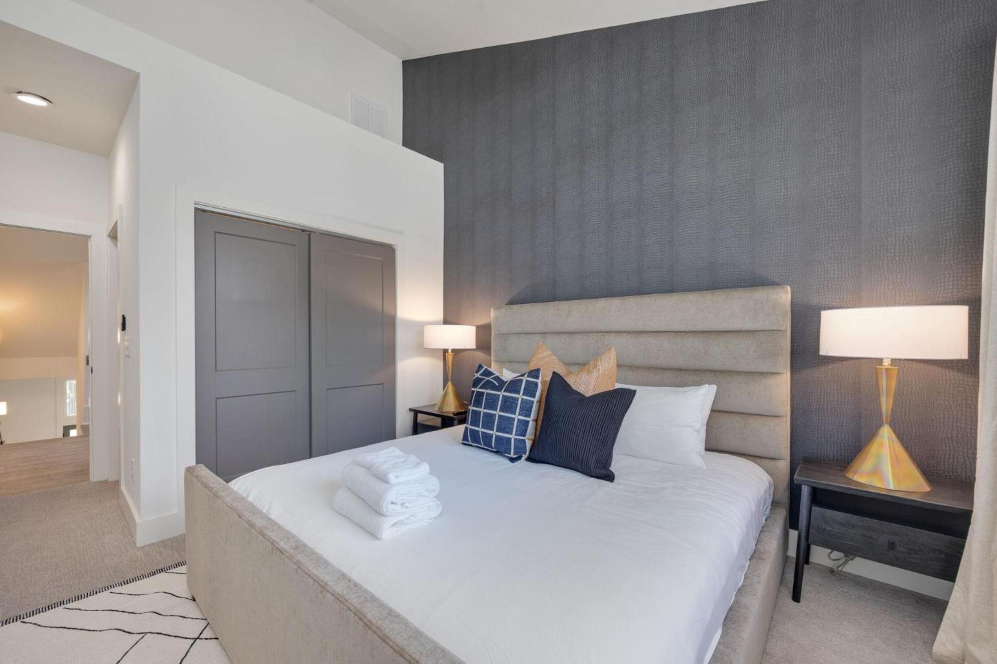Luxe-elevate-modern Luxury-stunning Views * Nashville