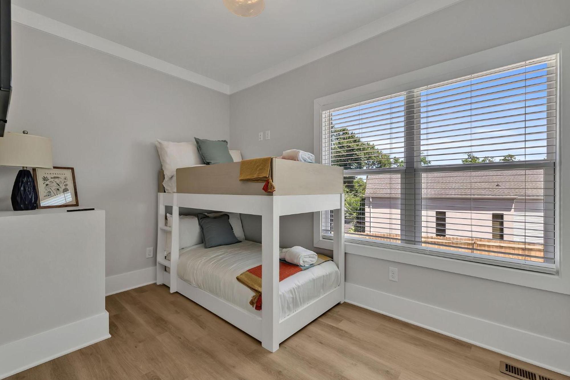 Holiday home Double Treble - 2 Townhomes - Private Rooftops Nashville