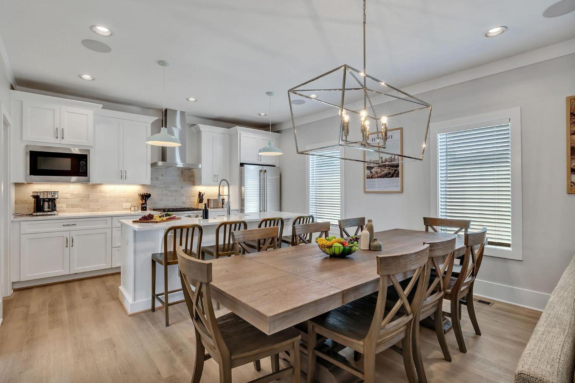 Double Treble - 2 Townhomes - Private Rooftops *