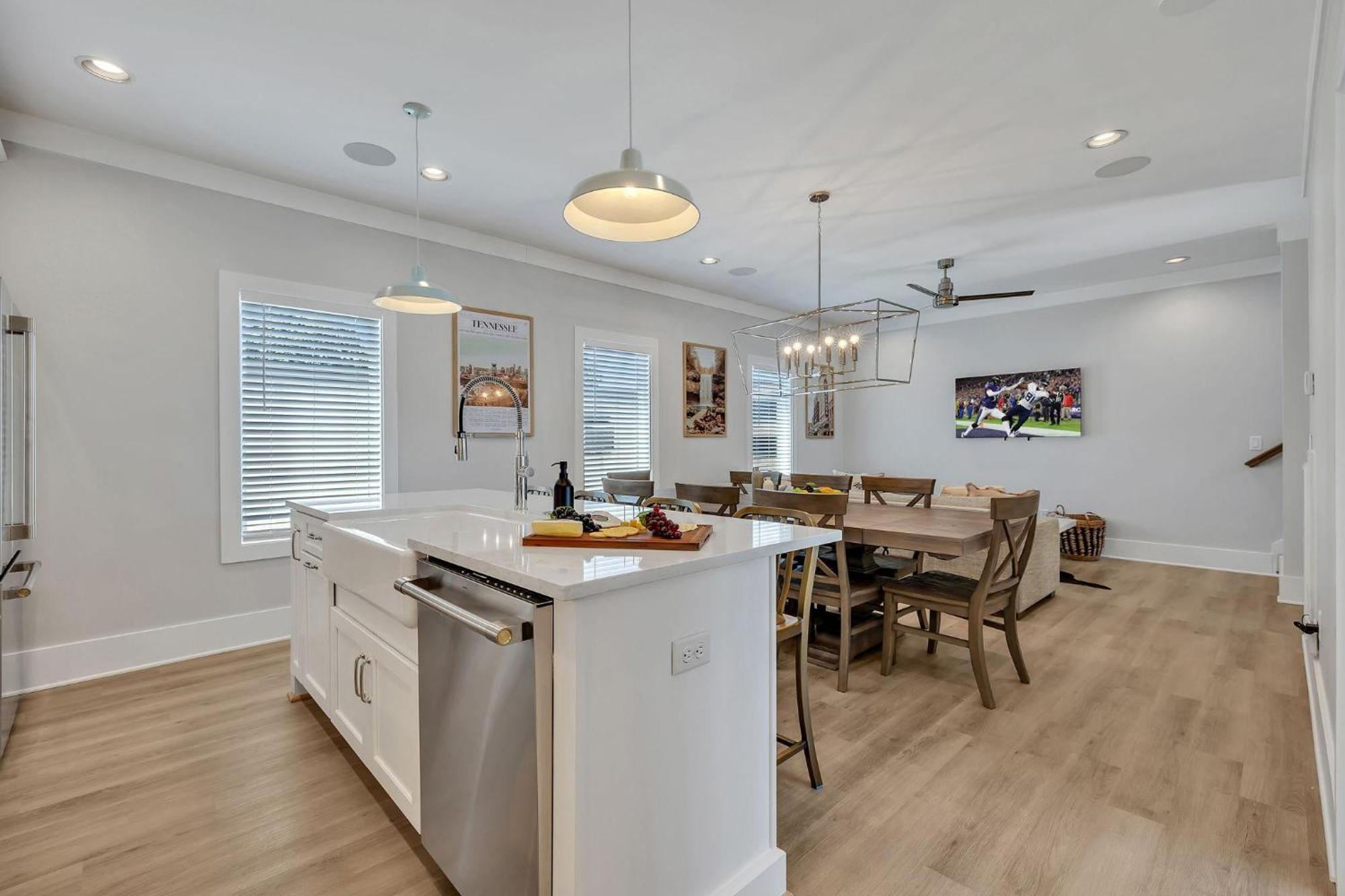 Double Treble - 2 Townhomes - Private Rooftops Nashville