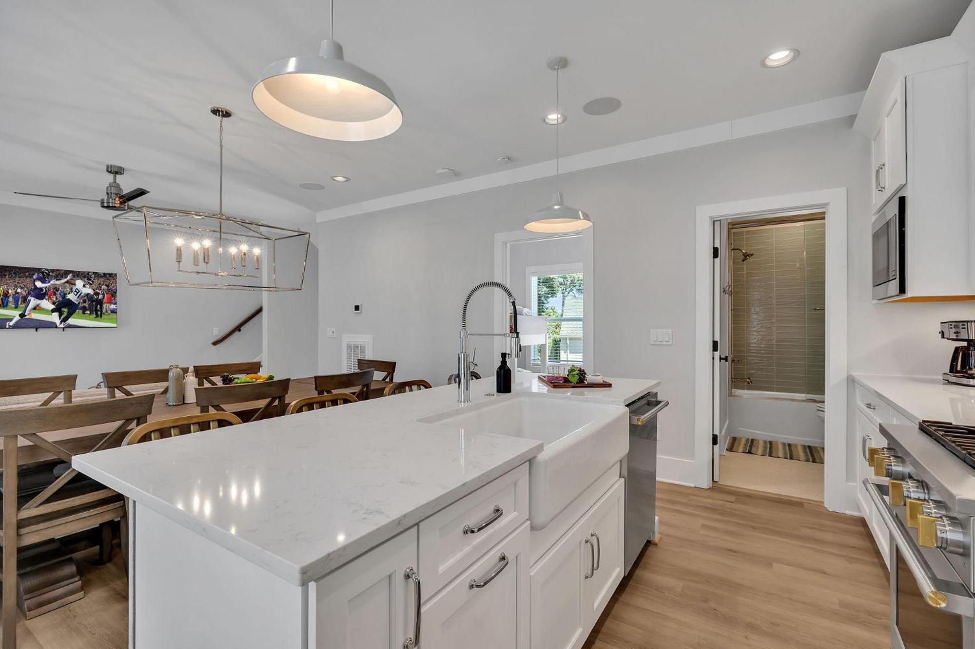 Holiday home Double Treble - 2 Townhomes - Private Rooftops *