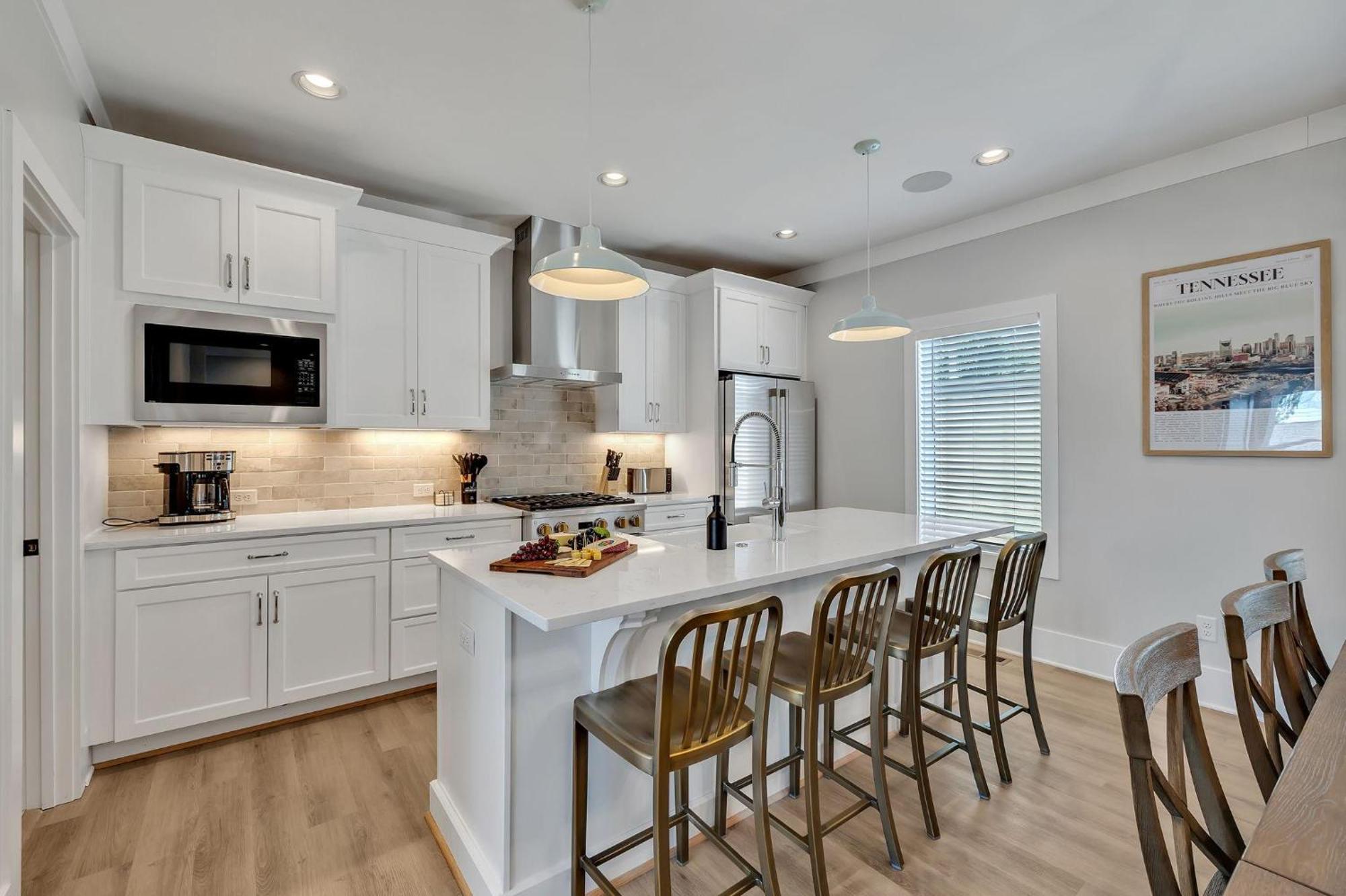 Double Treble - 2 Townhomes - Private Rooftops *