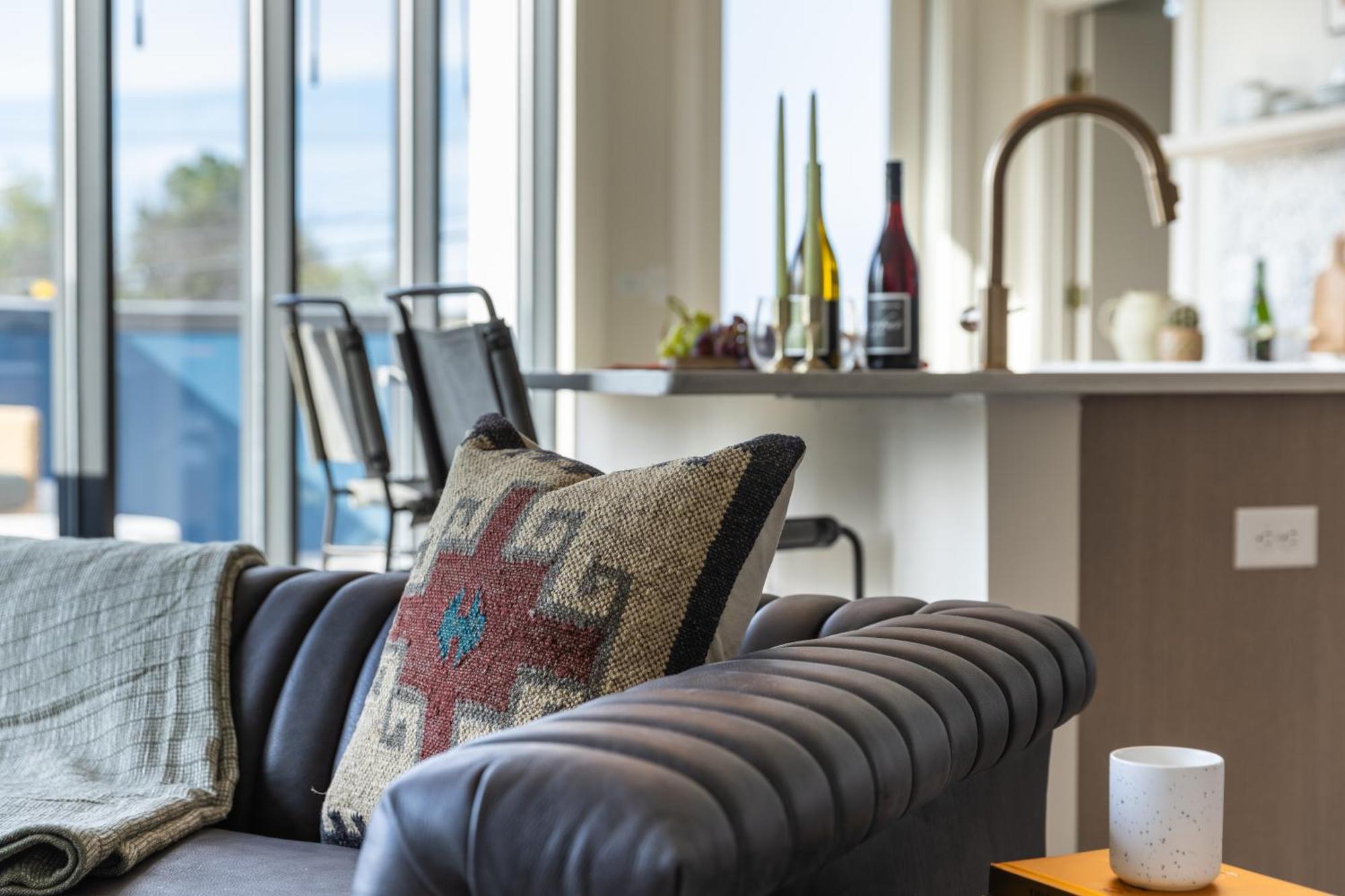 The Outrider By Avantstay Apartment