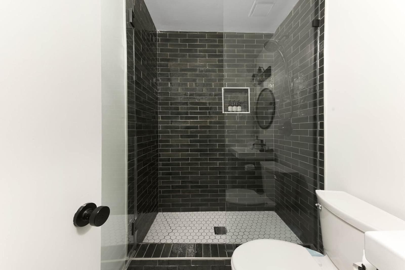 Apartment Songbird - Cozy & Centrally Located Nashville