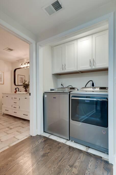 Newly Remodeled! Beautiful 3bd In East Nash! * Nashville