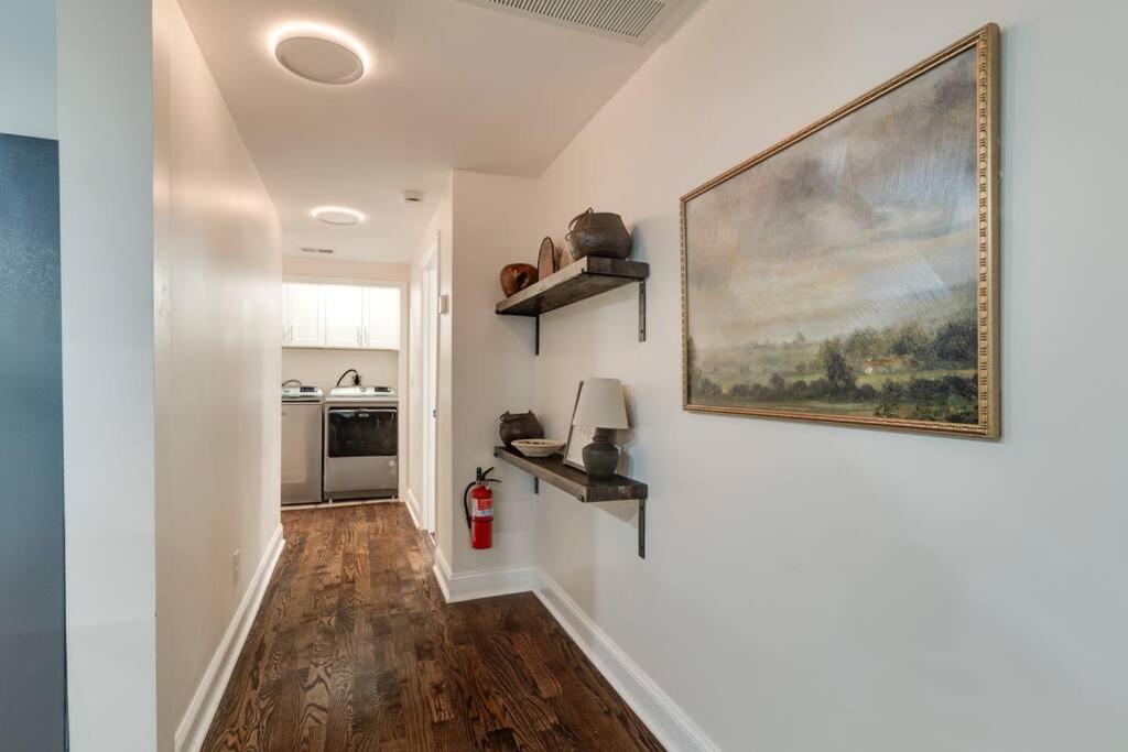 Newly Remodeled! Beautiful 3bd In East Nash! Nashville