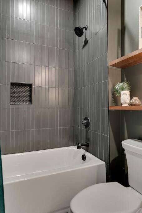 Brand New-luxury Apartment-downtown * Nashville