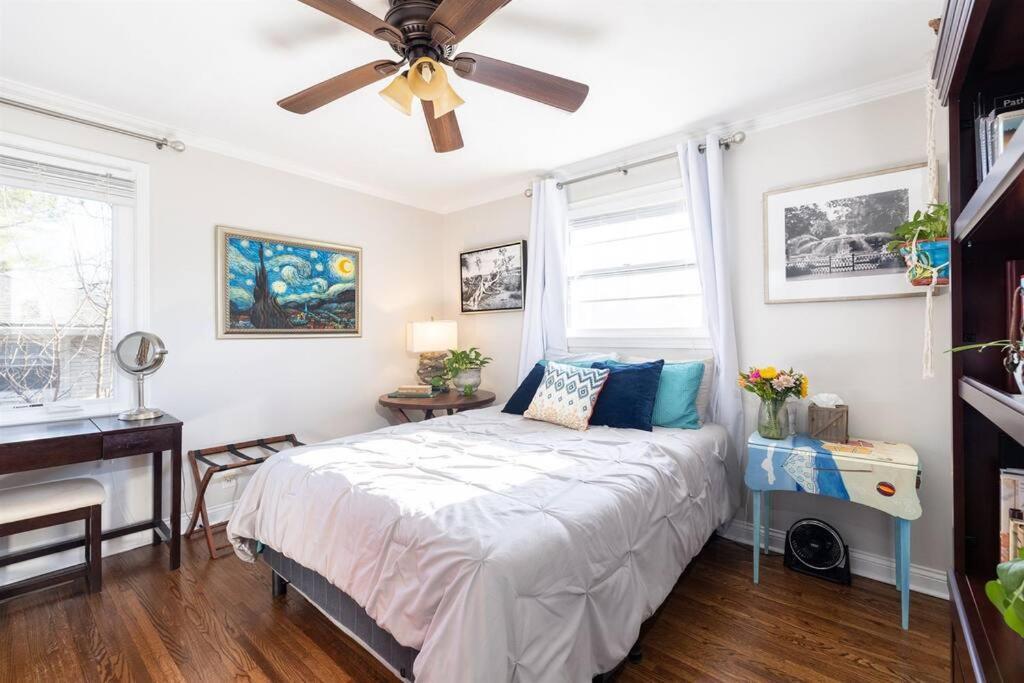 Holiday home Hot Tub, Ev, Minutes To Opry, Airport & Broadway Nashville