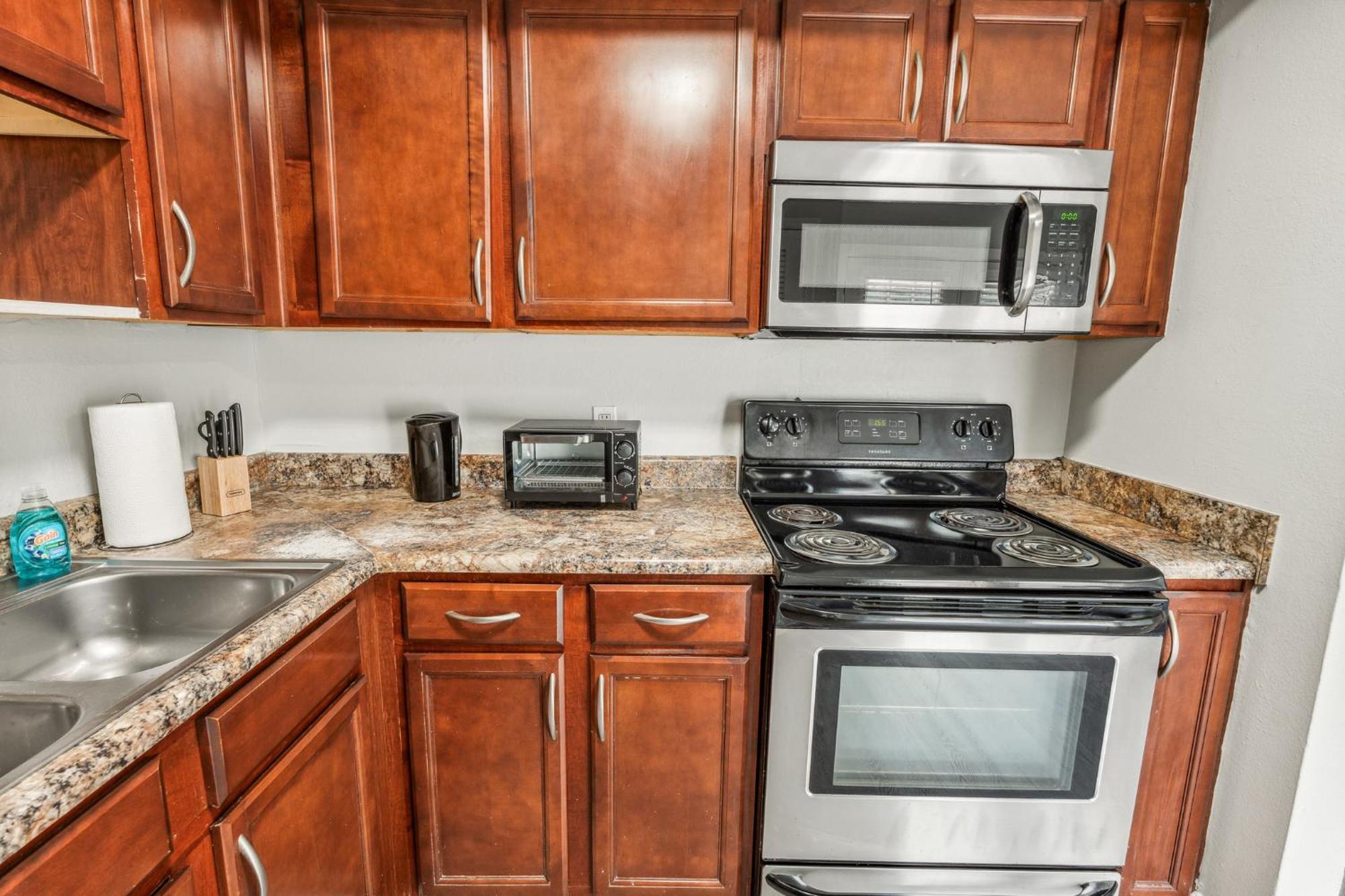 Apartment Brentwood D6 I Cozy & Comfy I 2bd I Free Parking *