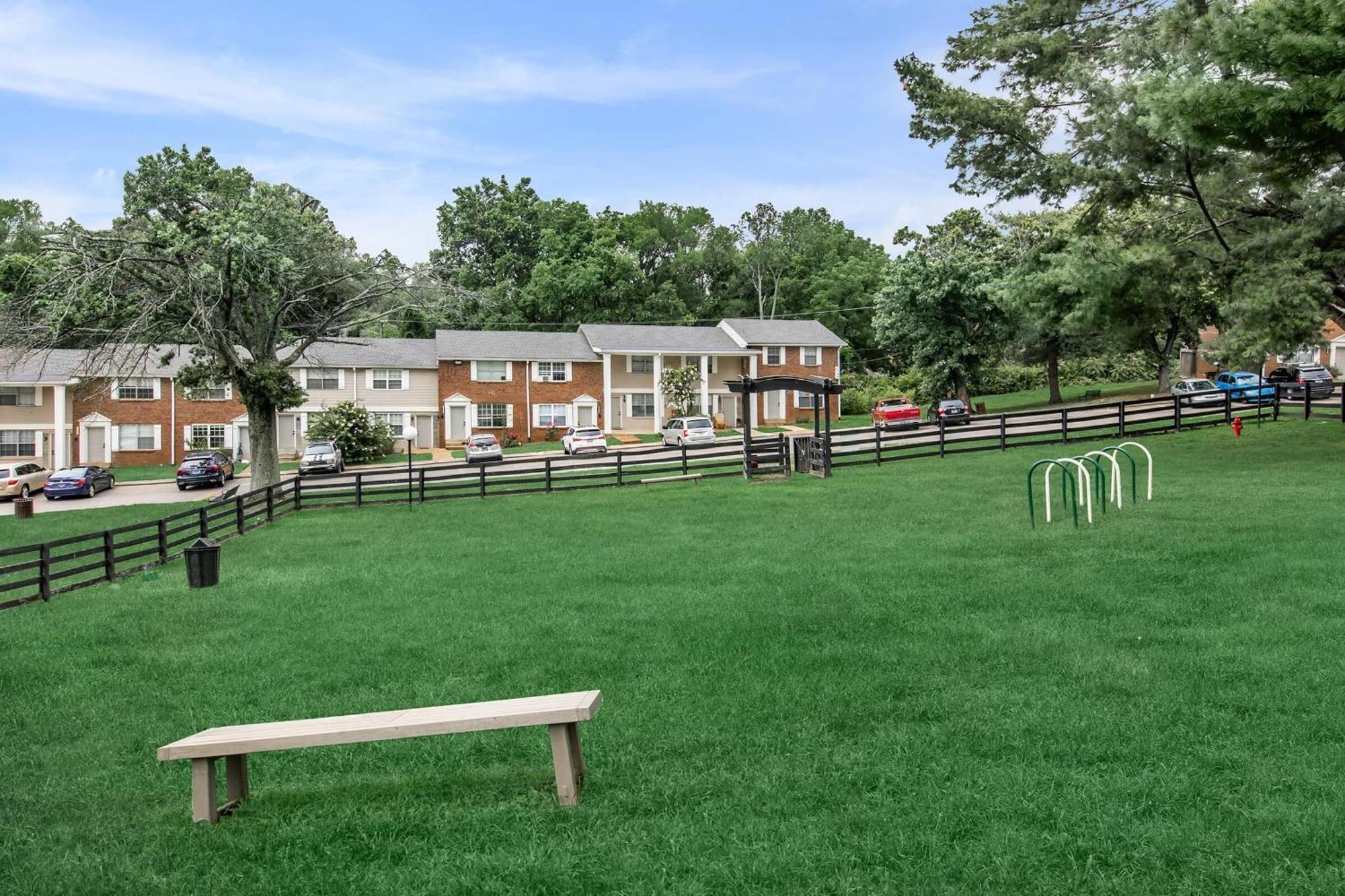 Apartment Brentwood D6 I Cozy & Comfy I 2bd I Free Parking