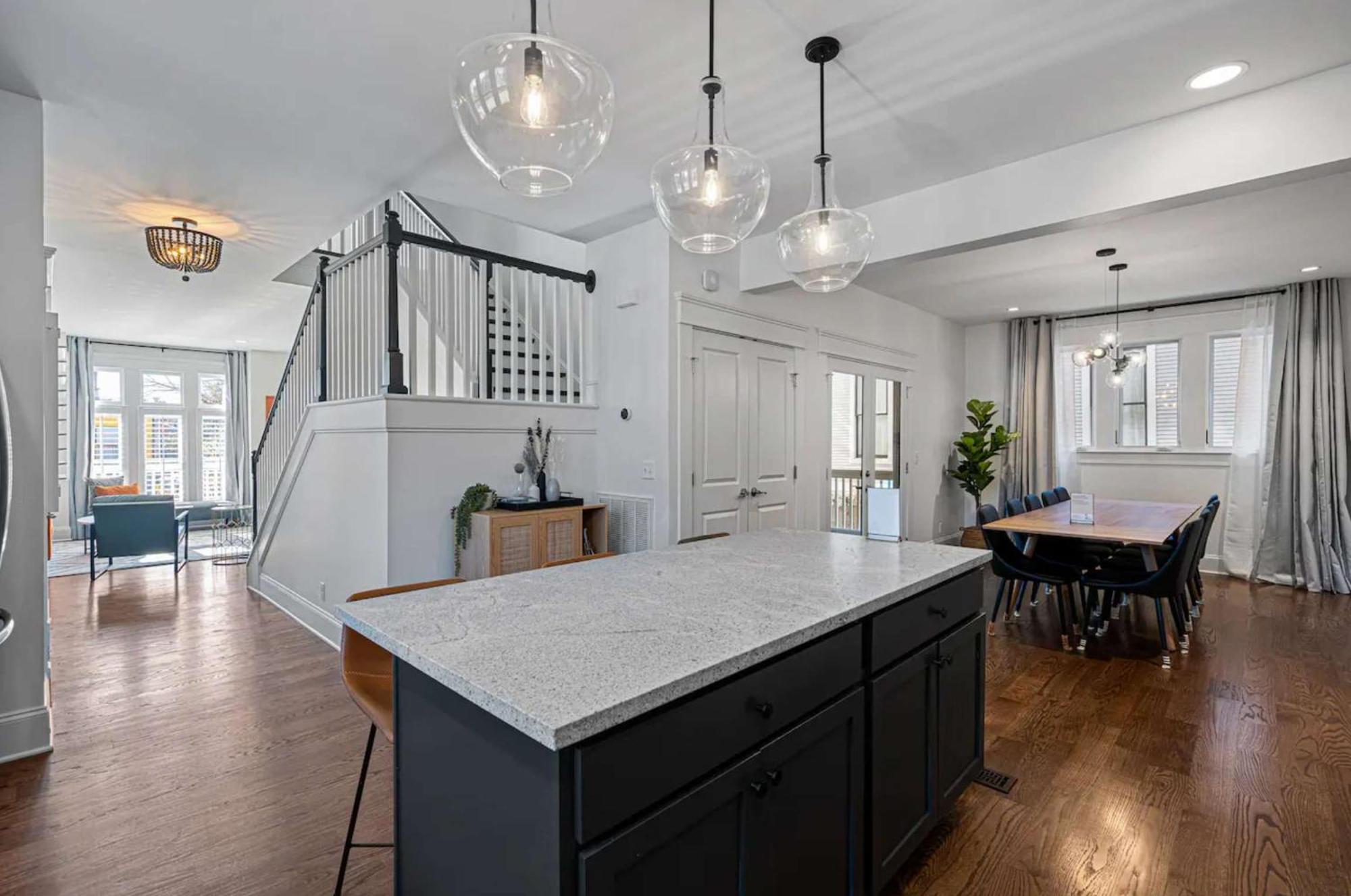 Stylish East Nashville Retreat For 10 * Nashville
