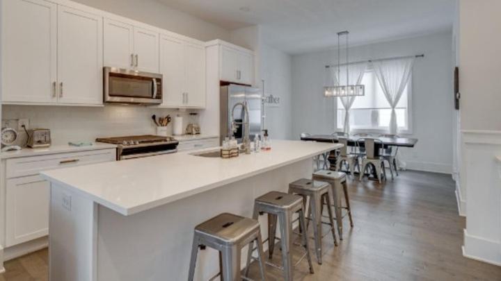 1050 East Trinity Lane, Unit 7 Hbr * Nashville