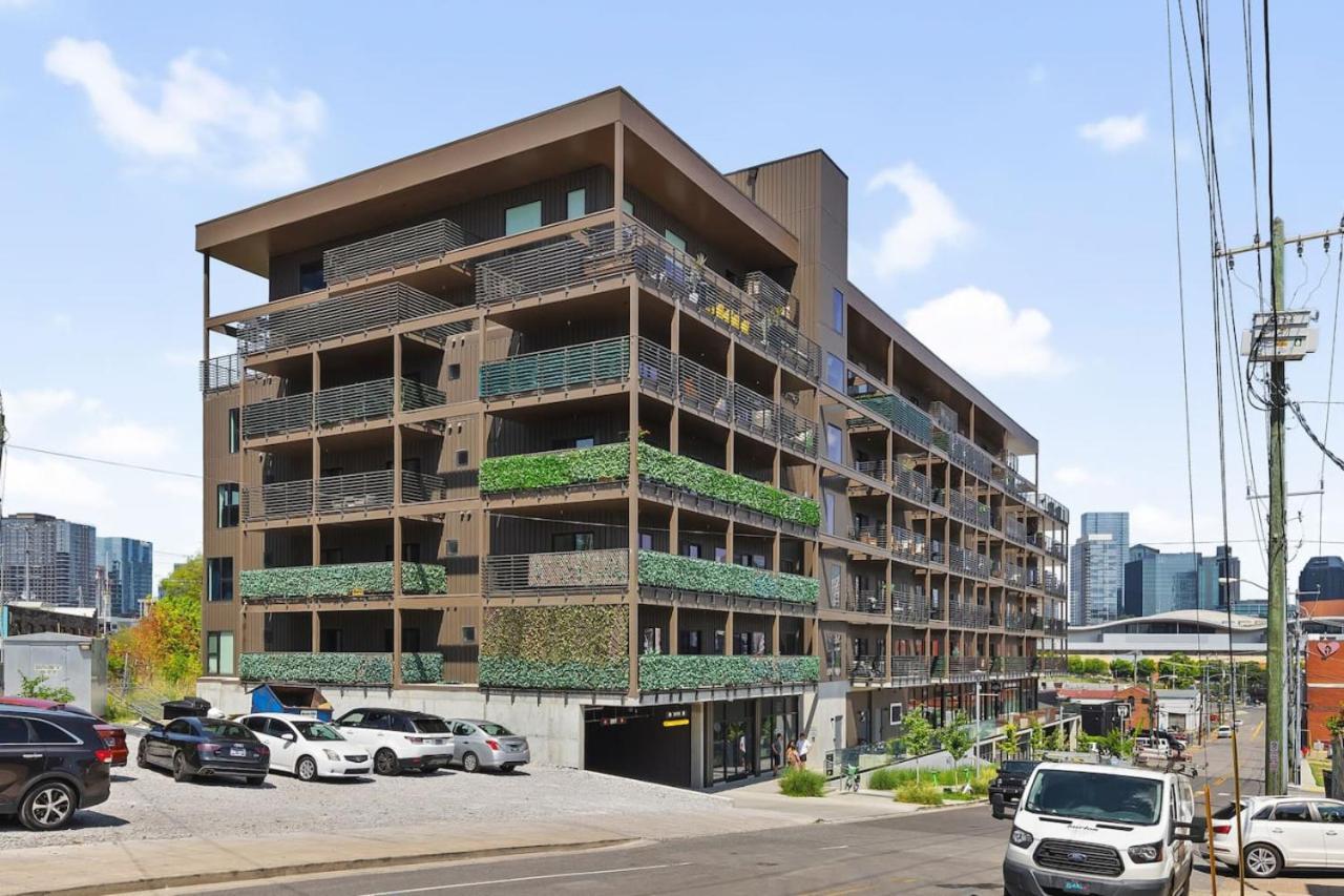 Apartment Luxury Penthouse With 2 Floors Pool Patio Gym Walk To Broadway Nashville