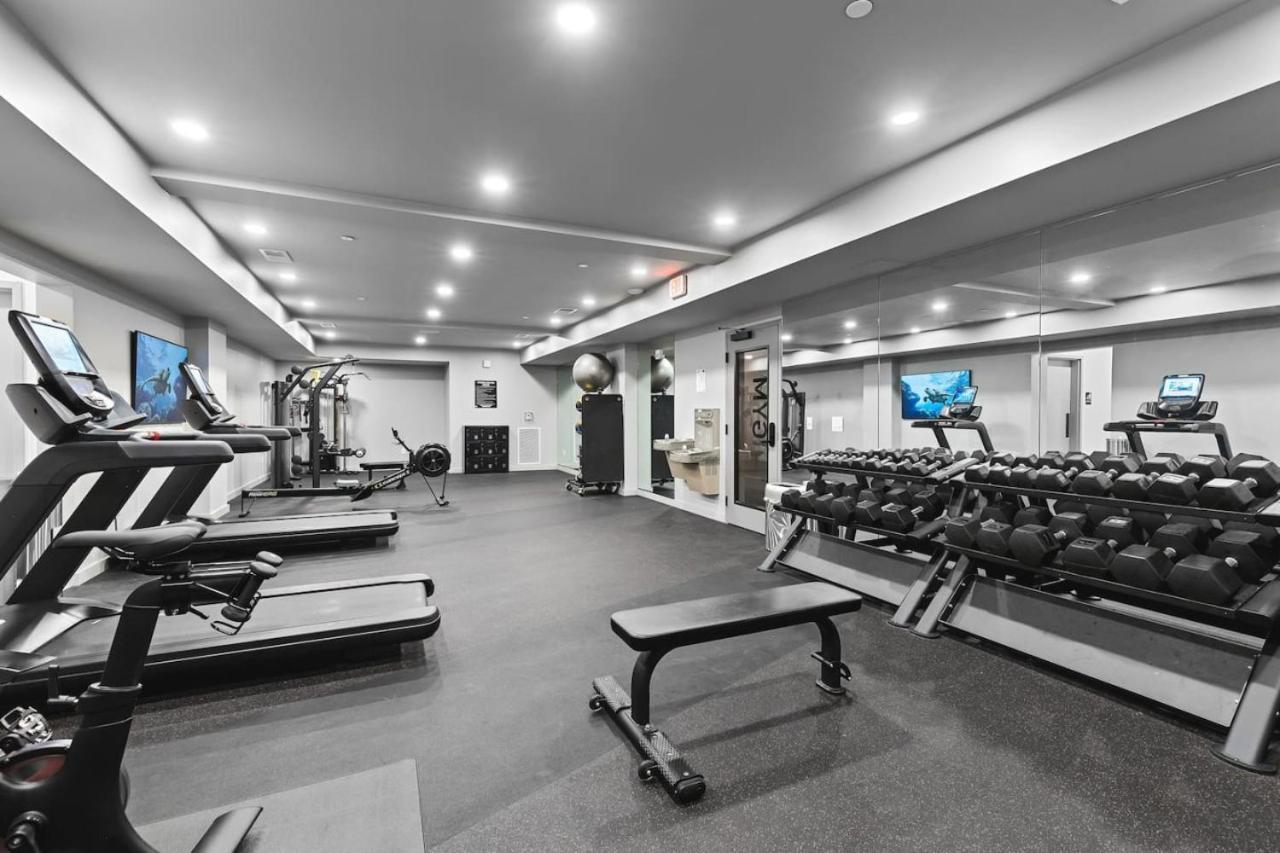 Apartment Luxury Penthouse With 2 Floors Pool Patio Gym Walk To Broadway *
