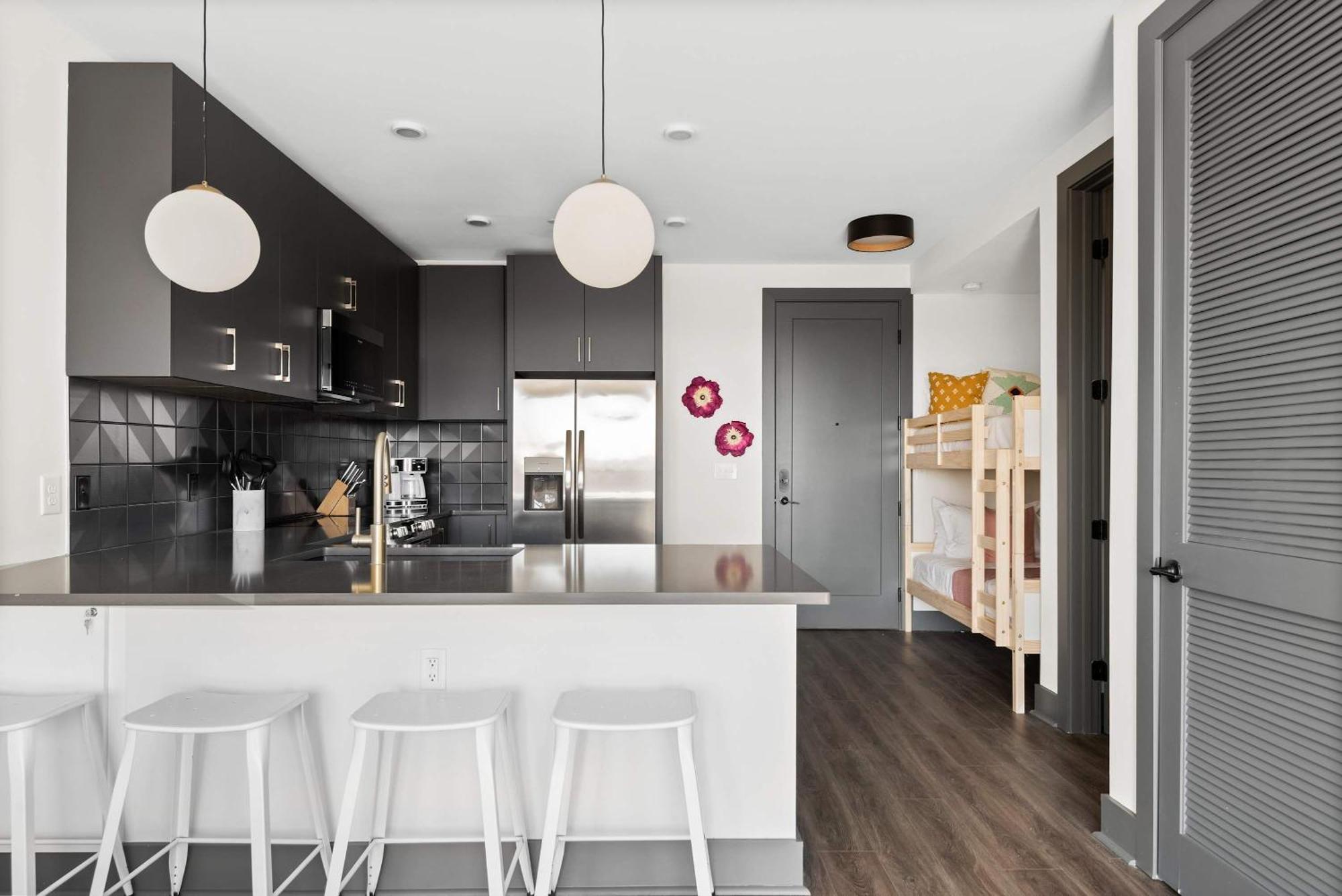 Apartment Downtown Dolly - 6 Blocks To Broadway *