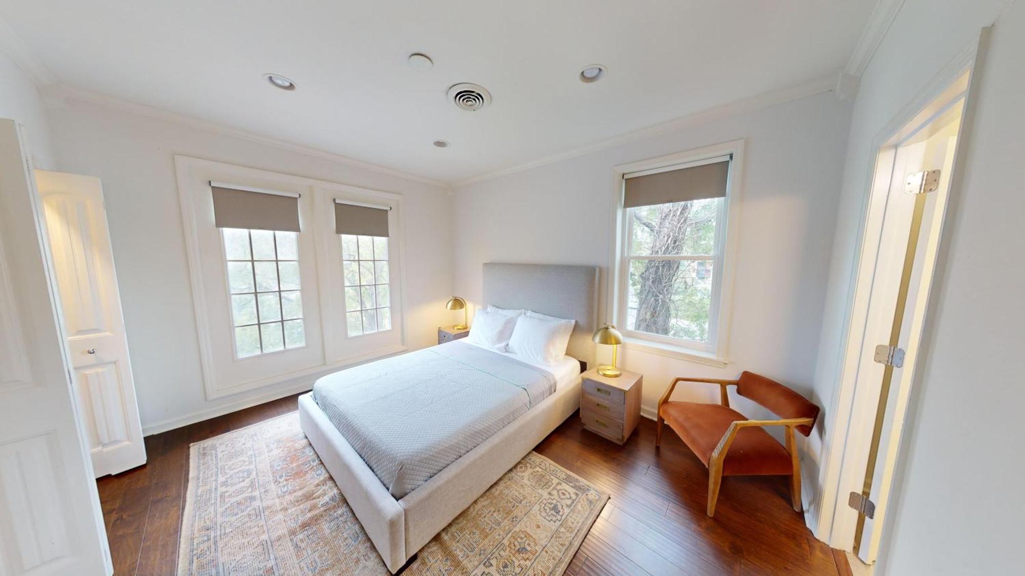 West End Getaway Apartment *