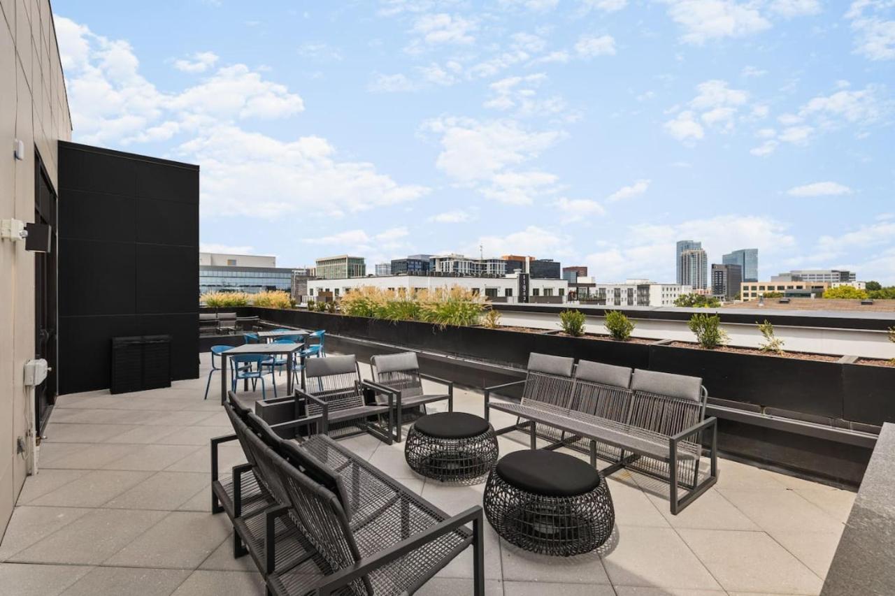 Upscale Music Row Corner Unit With Patio Rooftop With View And Gym * Nashville