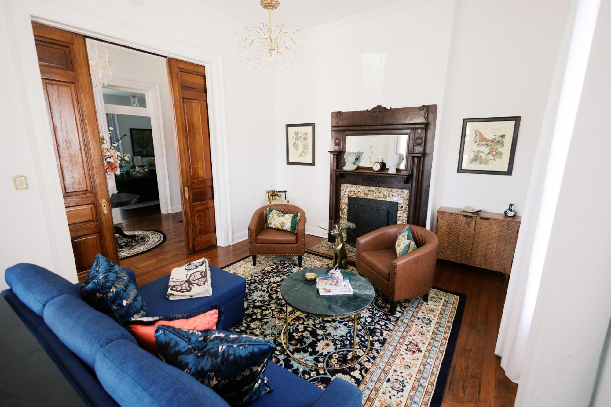 Revived Victorian L Sleeps 12! 8 Mins To Downtown * Nashville