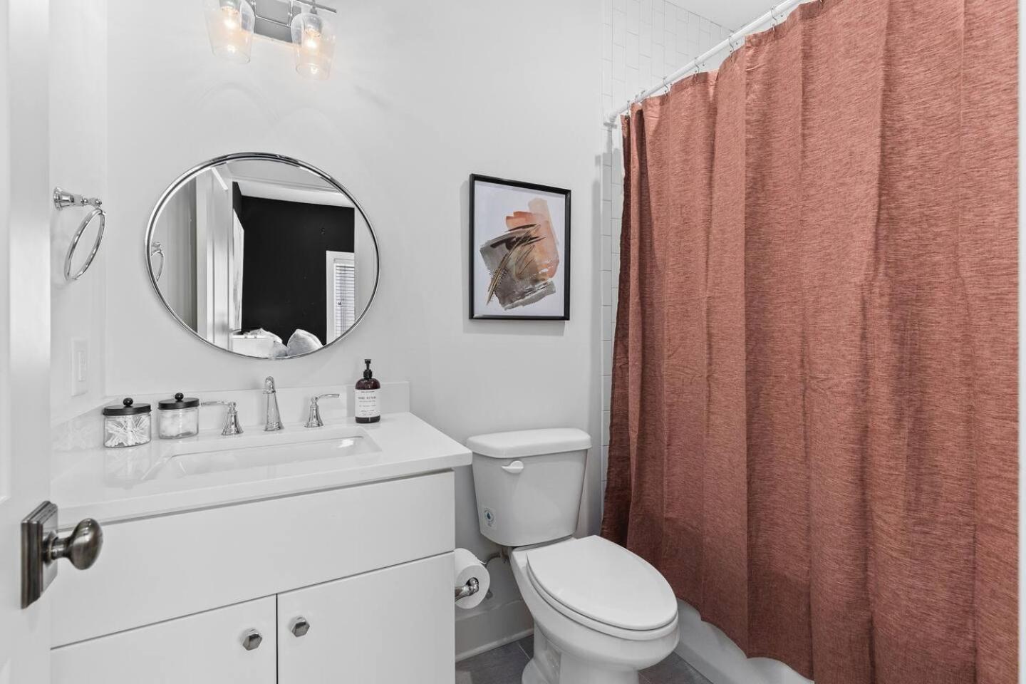 Stunning With Garage And Patio Walk To Restaurants 12 South And Belmont Nashville