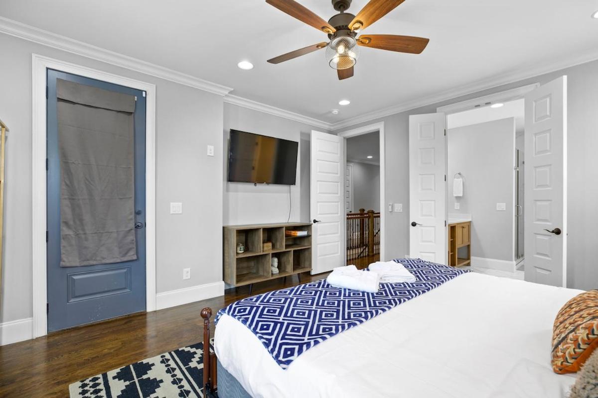 5 Mins To Downtown - Big Luxury House - 7 Beds Holiday home Nashville