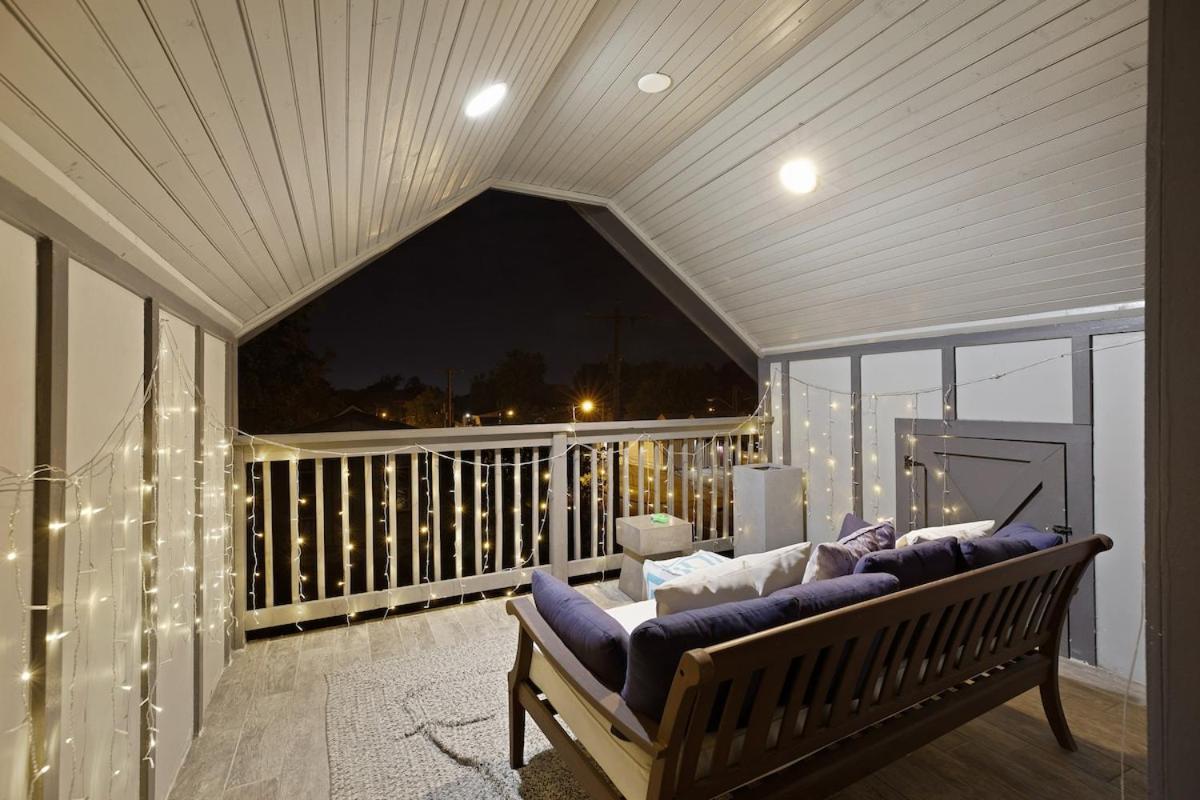 5 Mins To Downtown - Big Luxury House - 7 Beds Holiday home *
