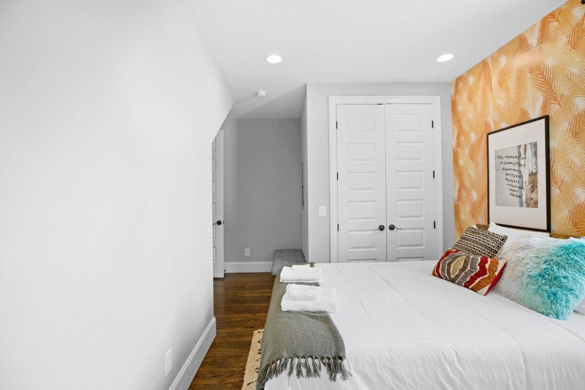 5 Mins To Downtown - Big Luxury House - 7 Beds * Nashville