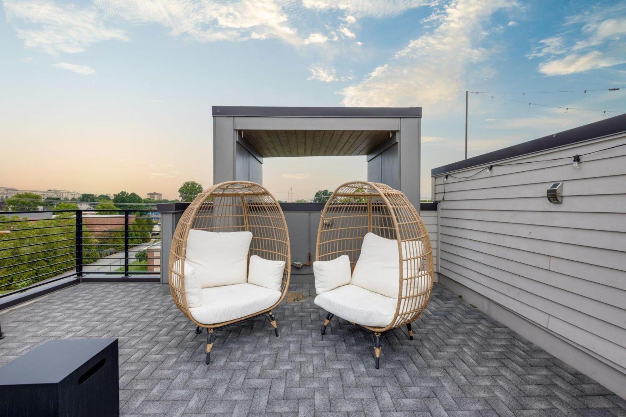 Vivid Vocals - 4 Mins To Broadway - Rooftop Patio * Nashville