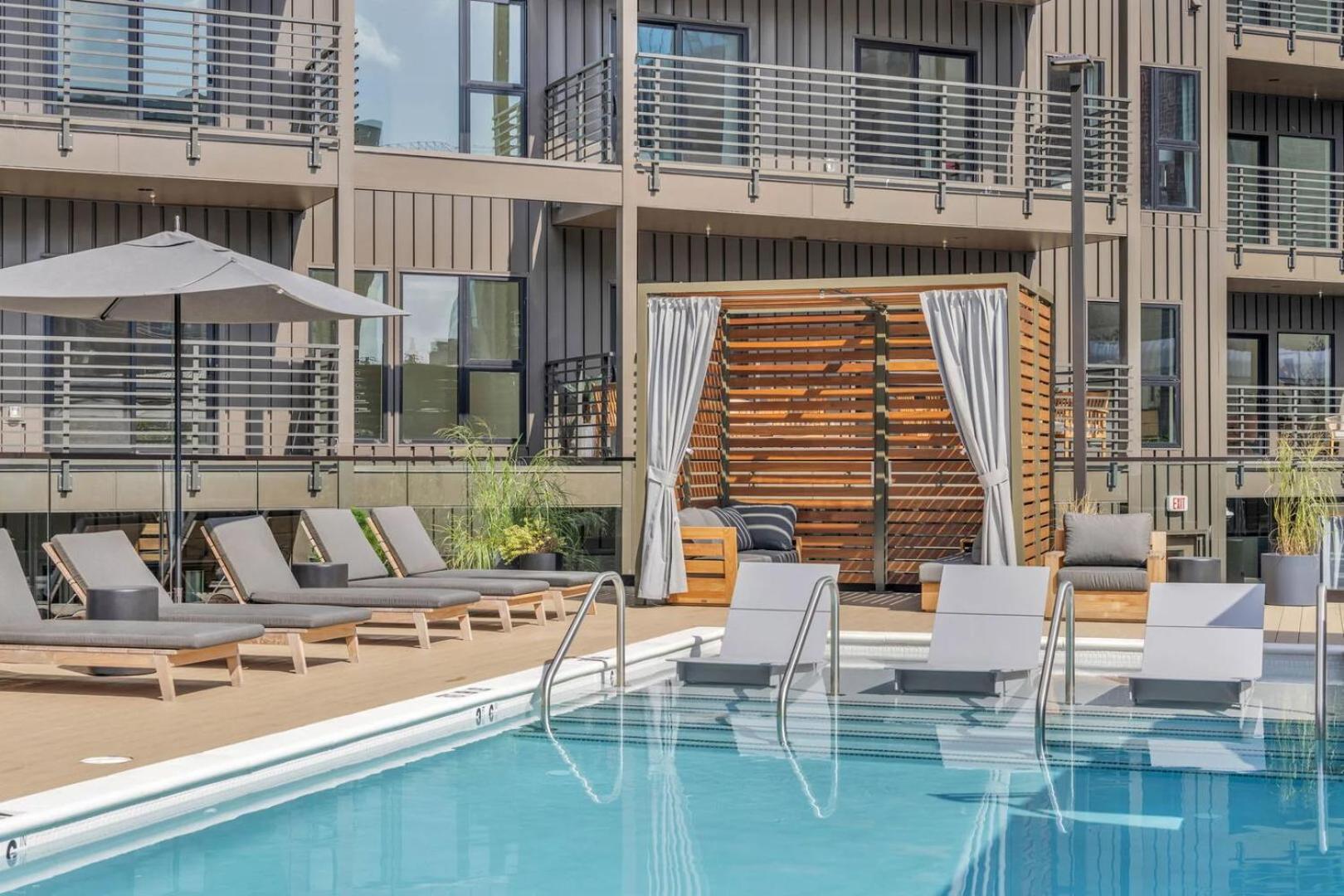 - 635 7th Ave S Unit 610 * Nashville