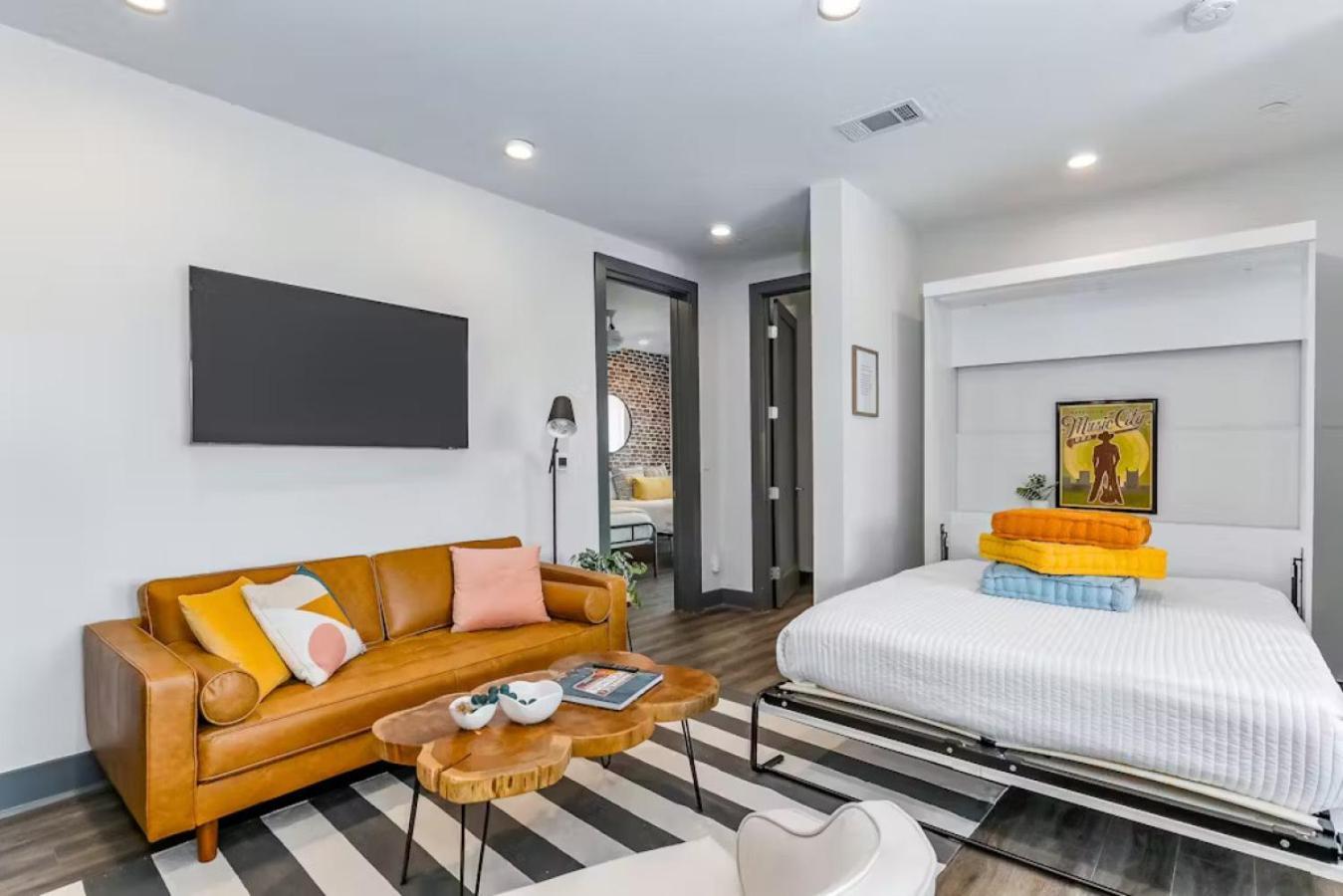 Oasis At The Muse Modern 2br With Balcony Rooftop Views * Nashville