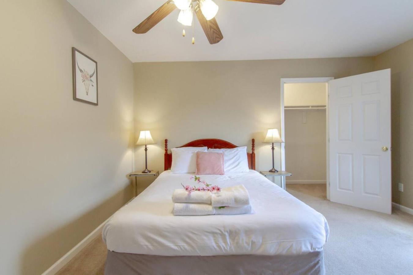 Belle Meade 30 Day With Private Backyard Holiday home