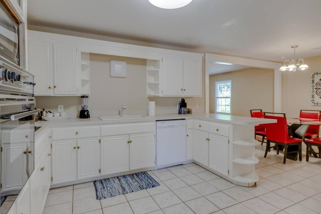 Belle Meade 30 Day With Private Backyard Holiday home *