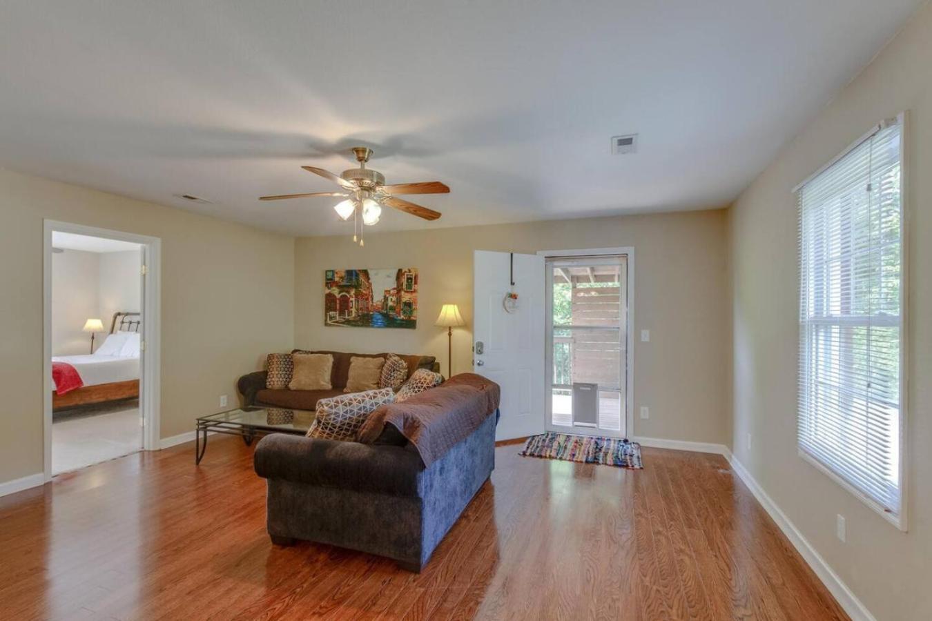 Belle Meade 30 Day With Private Backyard Holiday home