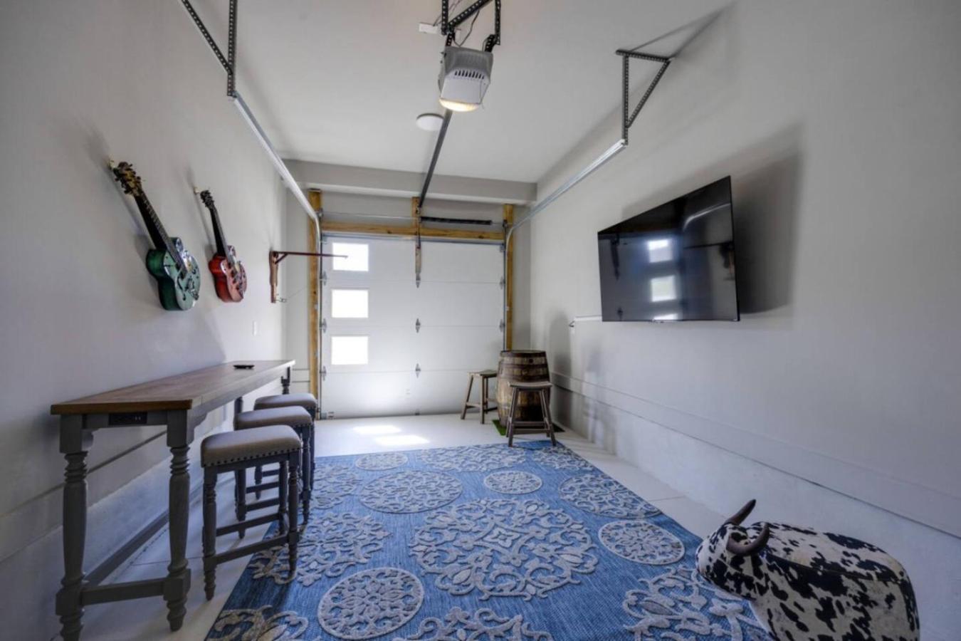 Hey Gorgeous Townhome 4 Bedrooms 4.5 Bathrooms Holiday home Nashville
