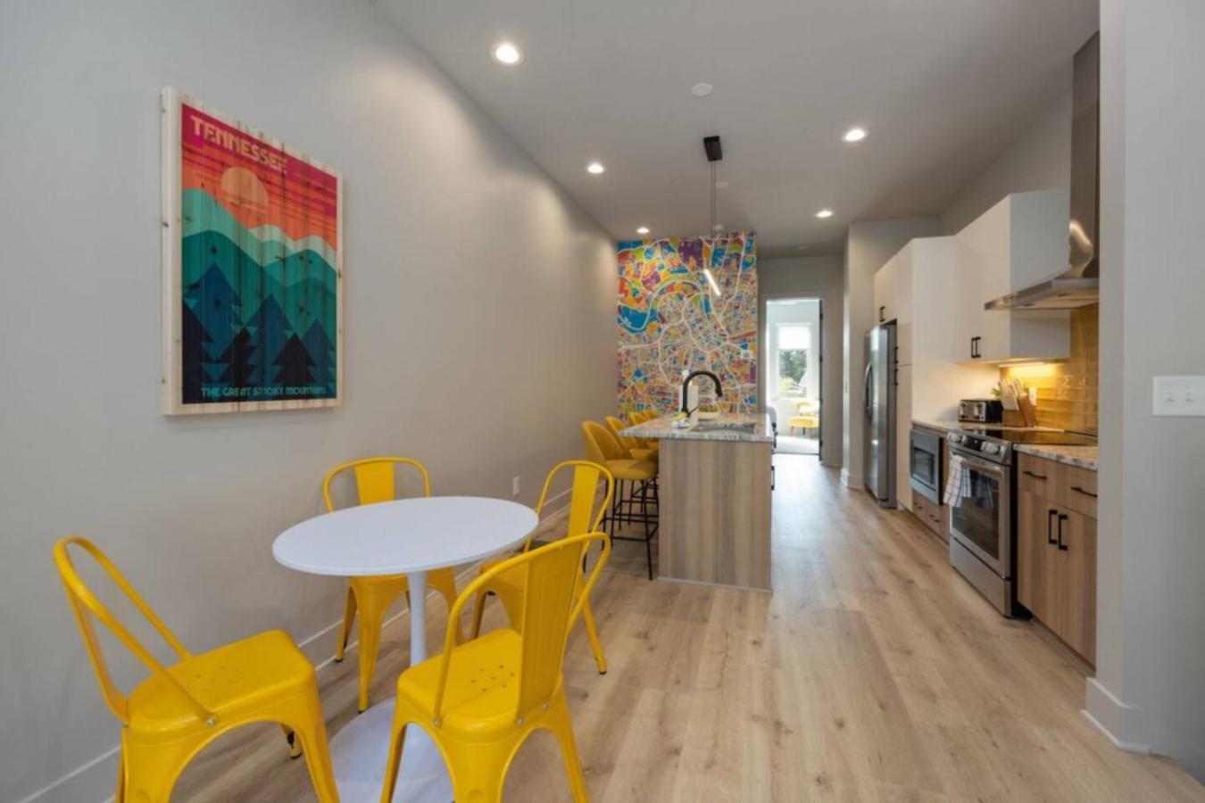 Holiday home Hey Gorgeous Townhome 4 Bedrooms 4.5 Bathrooms *