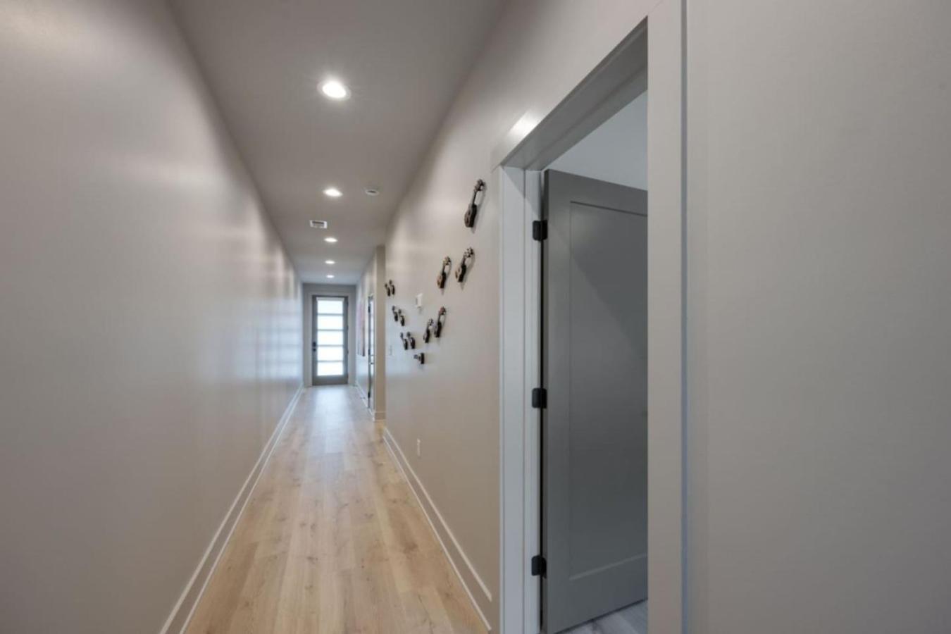 Hey Gorgeous Townhome 4 Bedrooms 4.5 Bathrooms * Nashville