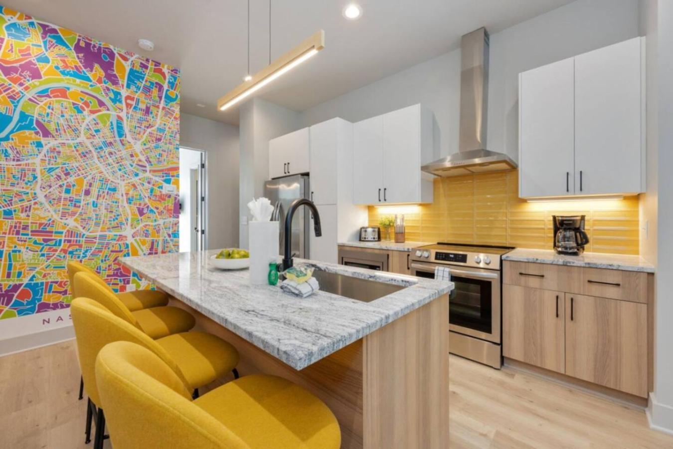 Holiday home Hey Gorgeous Townhome 4 Bedrooms 4.5 Bathrooms