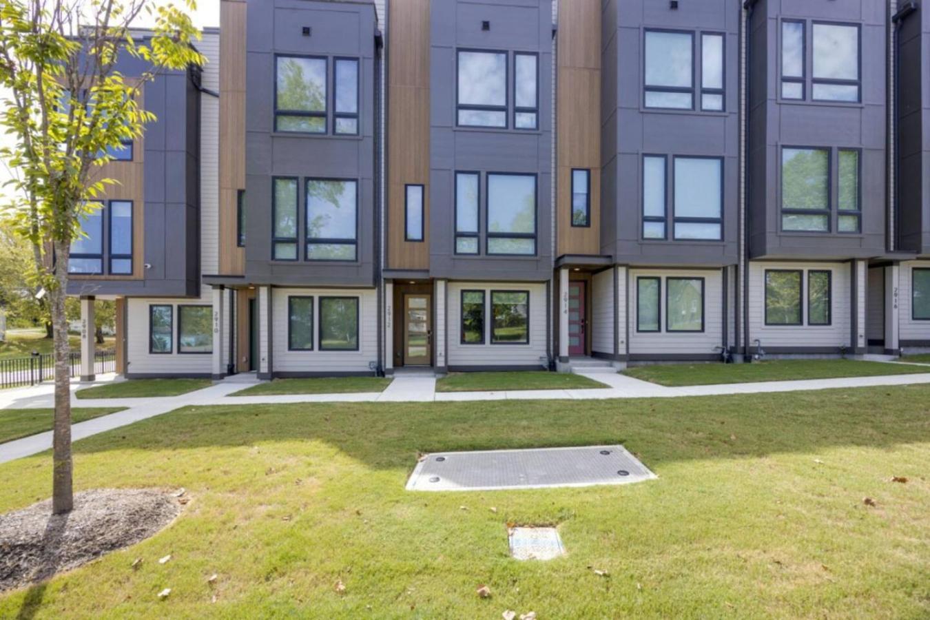 Holiday home Hey Gorgeous Townhome 4 Bedrooms 4.5 Bathrooms *