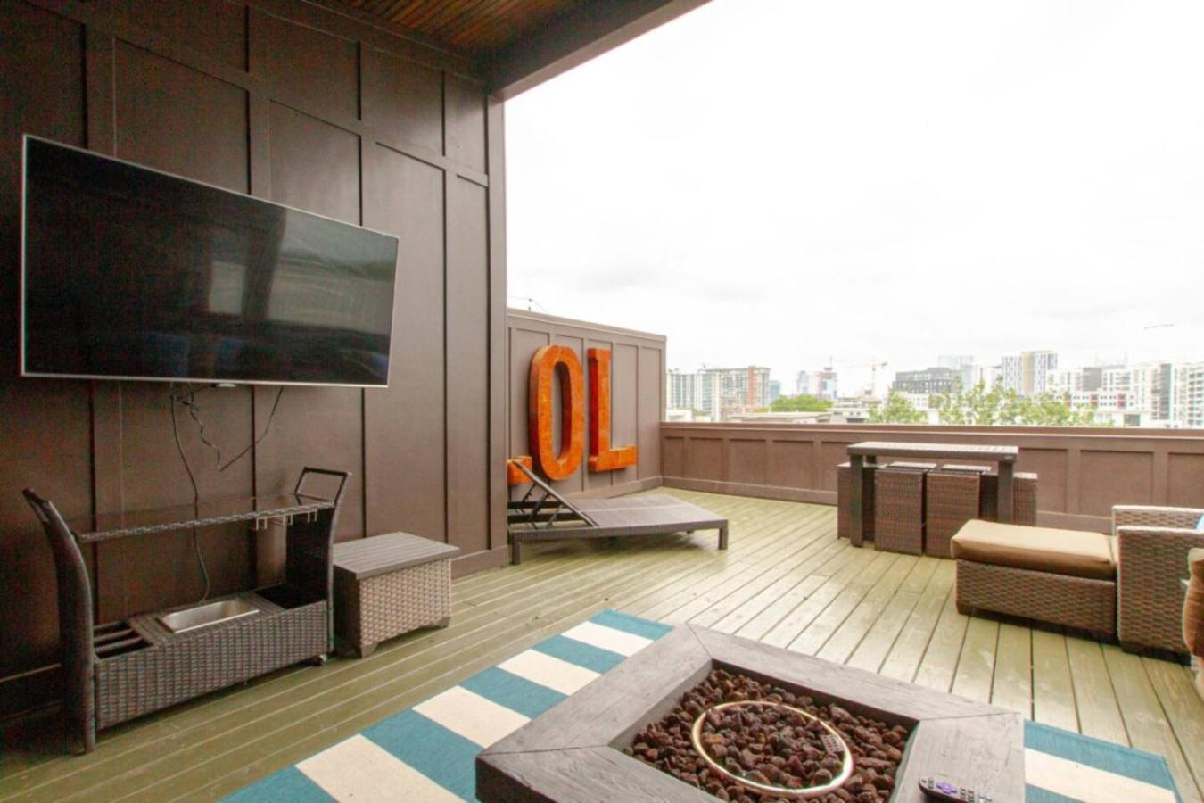 Luxe Gulch 30 Day Minimum Amazing Views Holiday home Nashville
