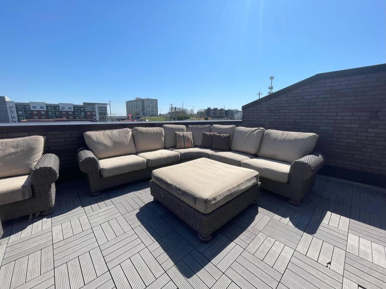 Dual Homes Gulch Superstars Epic Rooftop Holiday home