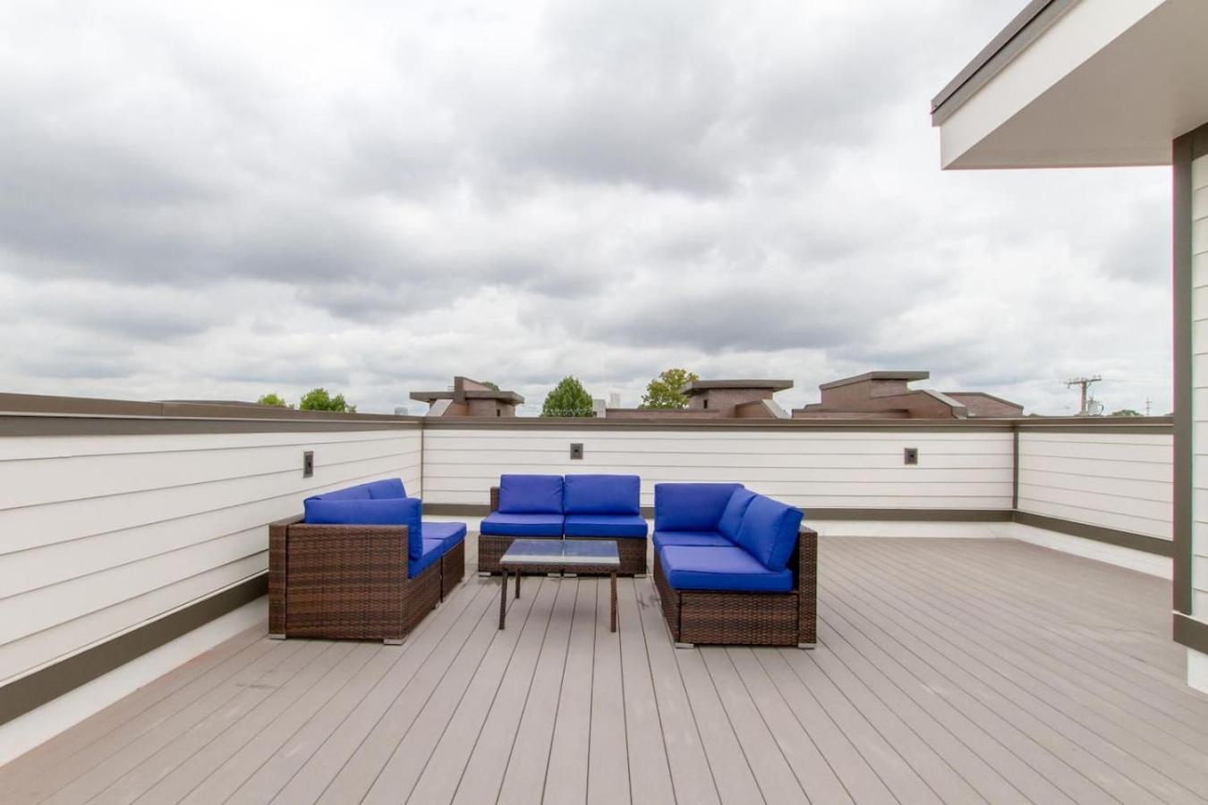 Dual Homes Gulch Superstars Epic Rooftop
