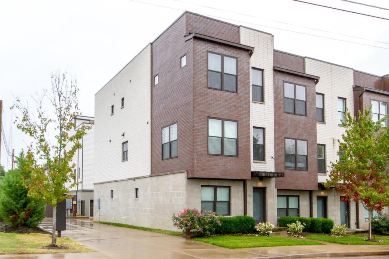 Dual Homes Gulch Superstars Epic Rooftop Nashville